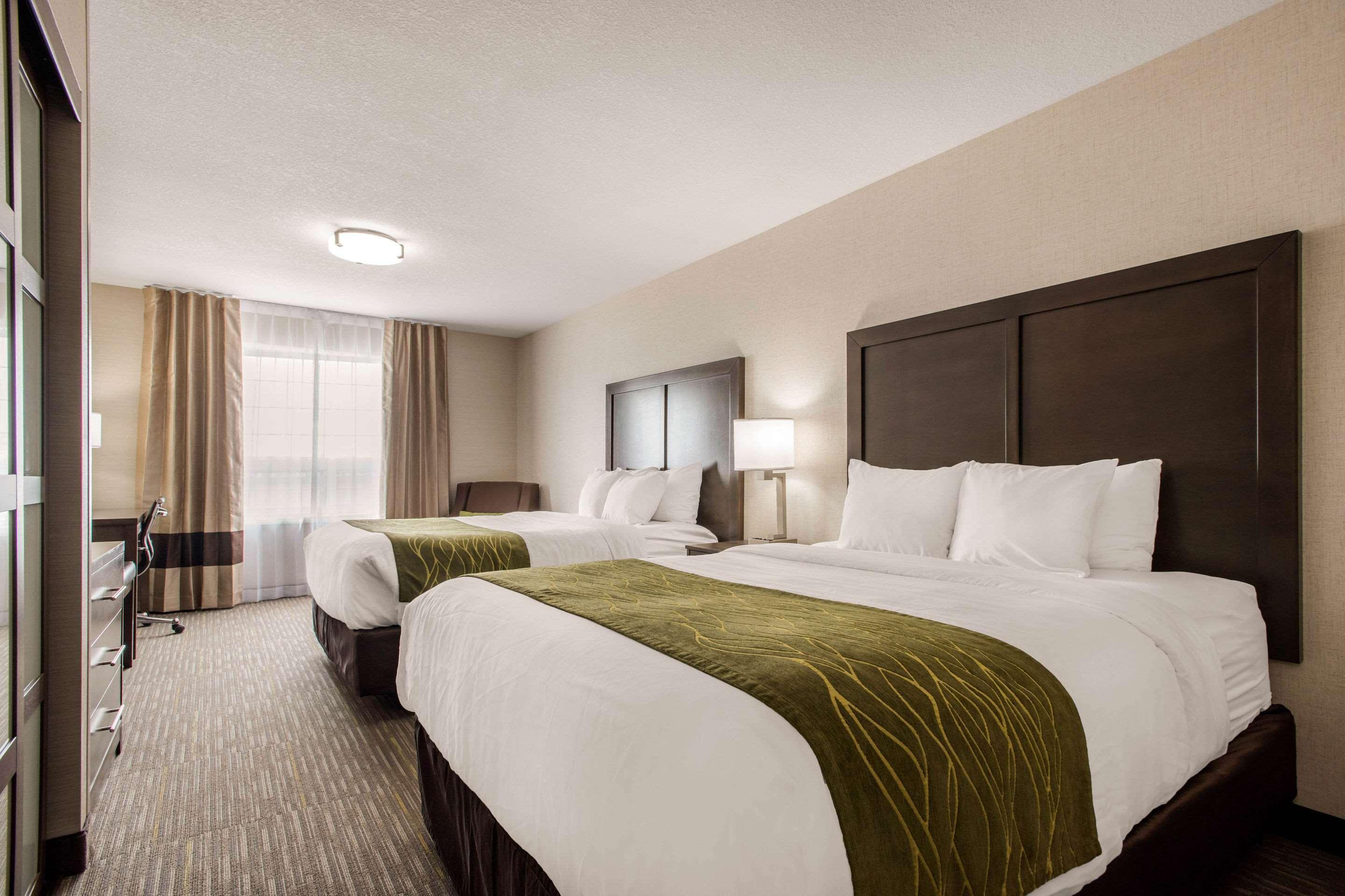 Comfort Inn & Suites Red Deer Zewnętrze zdjęcie