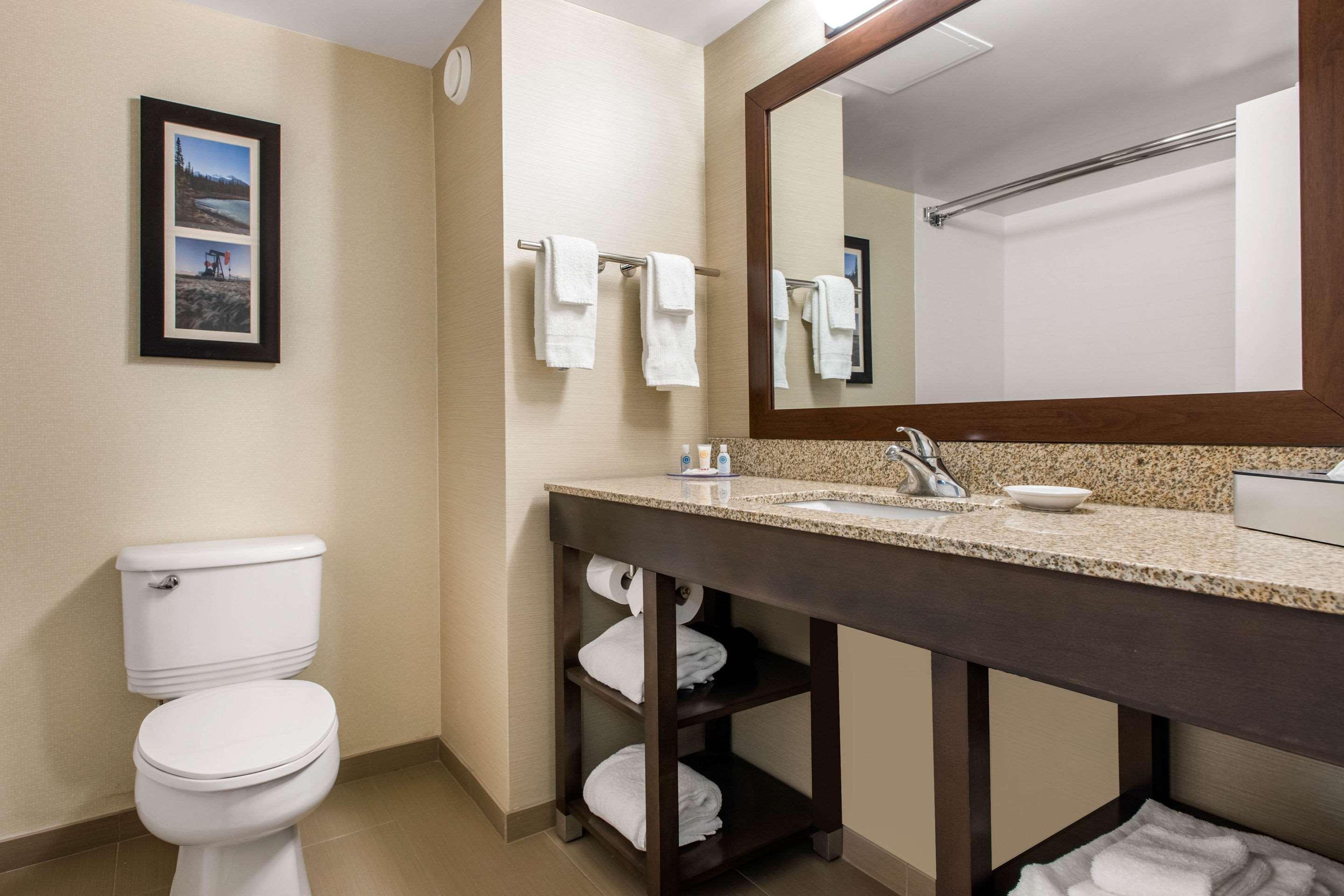 Comfort Inn & Suites Red Deer Zewnętrze zdjęcie