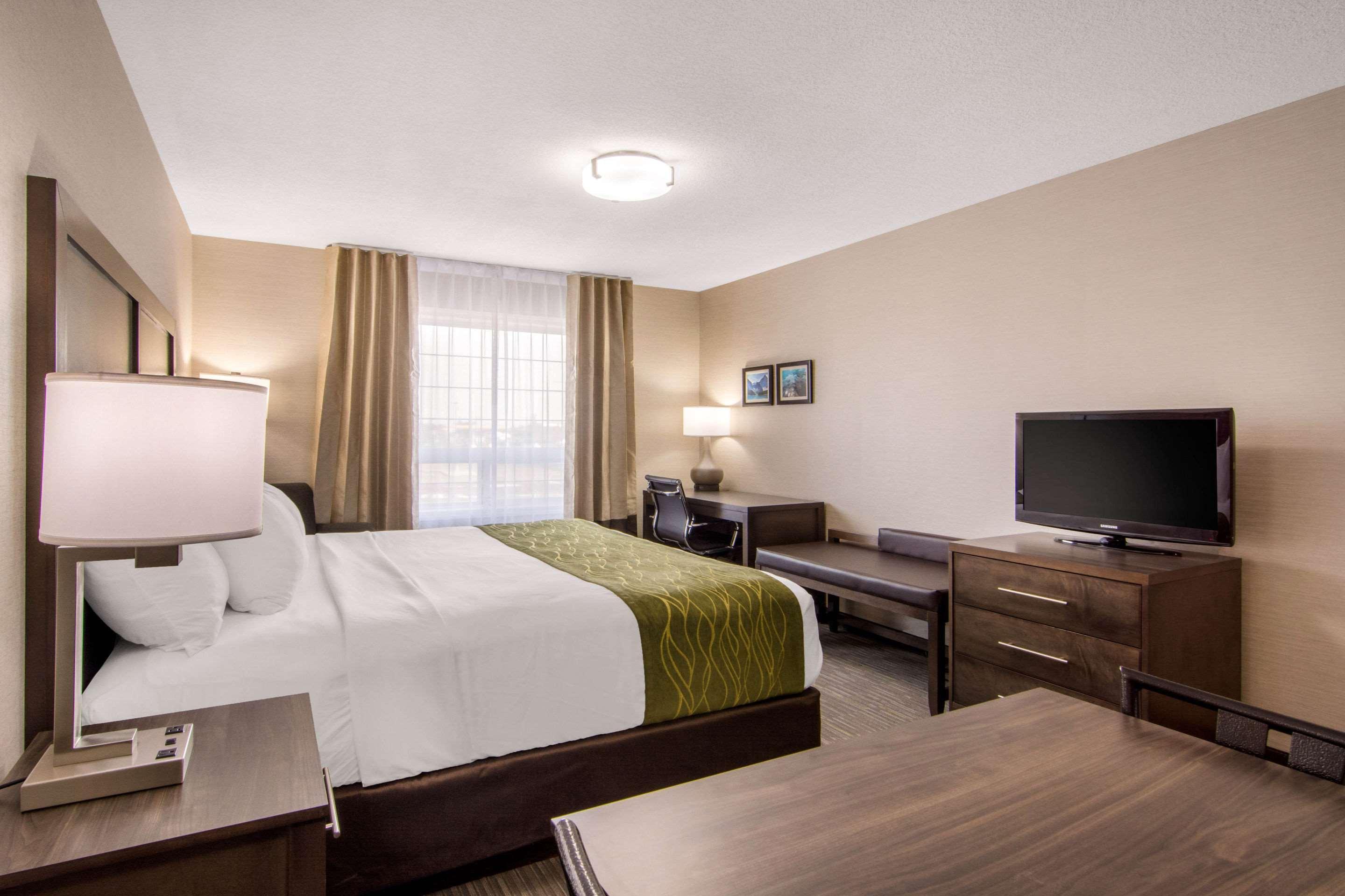 Comfort Inn & Suites Red Deer Zewnętrze zdjęcie