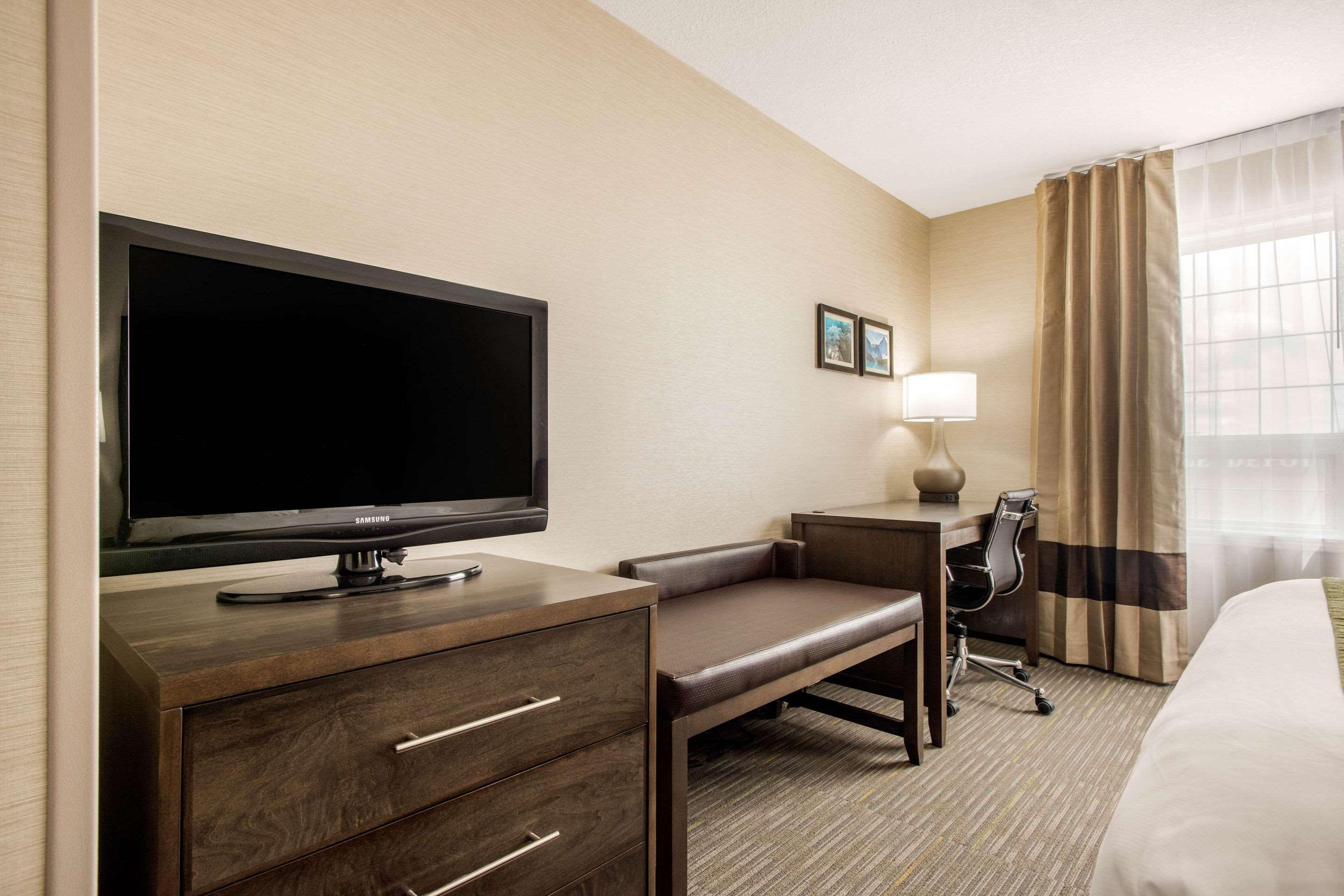 Comfort Inn & Suites Red Deer Zewnętrze zdjęcie