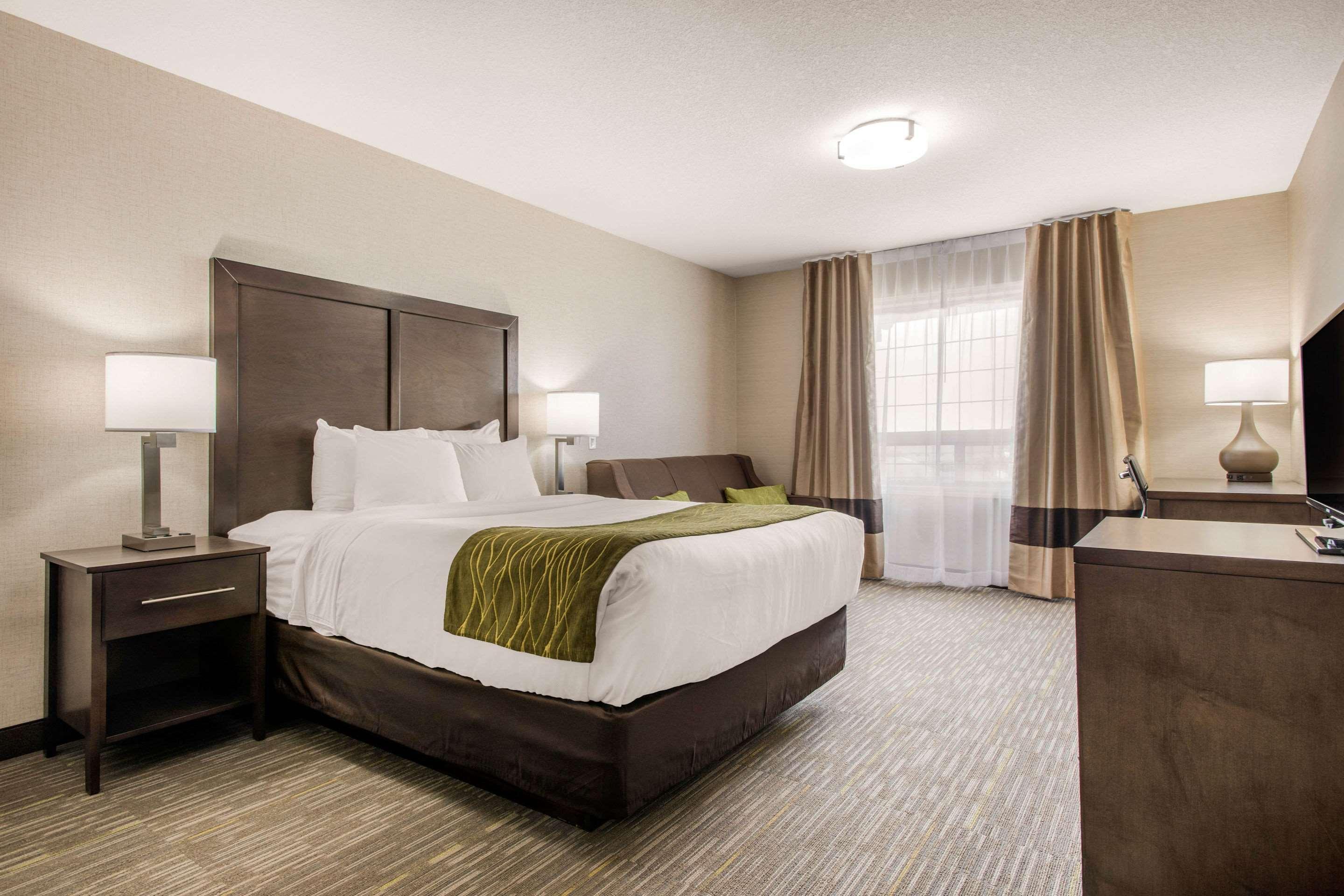 Comfort Inn & Suites Red Deer Zewnętrze zdjęcie