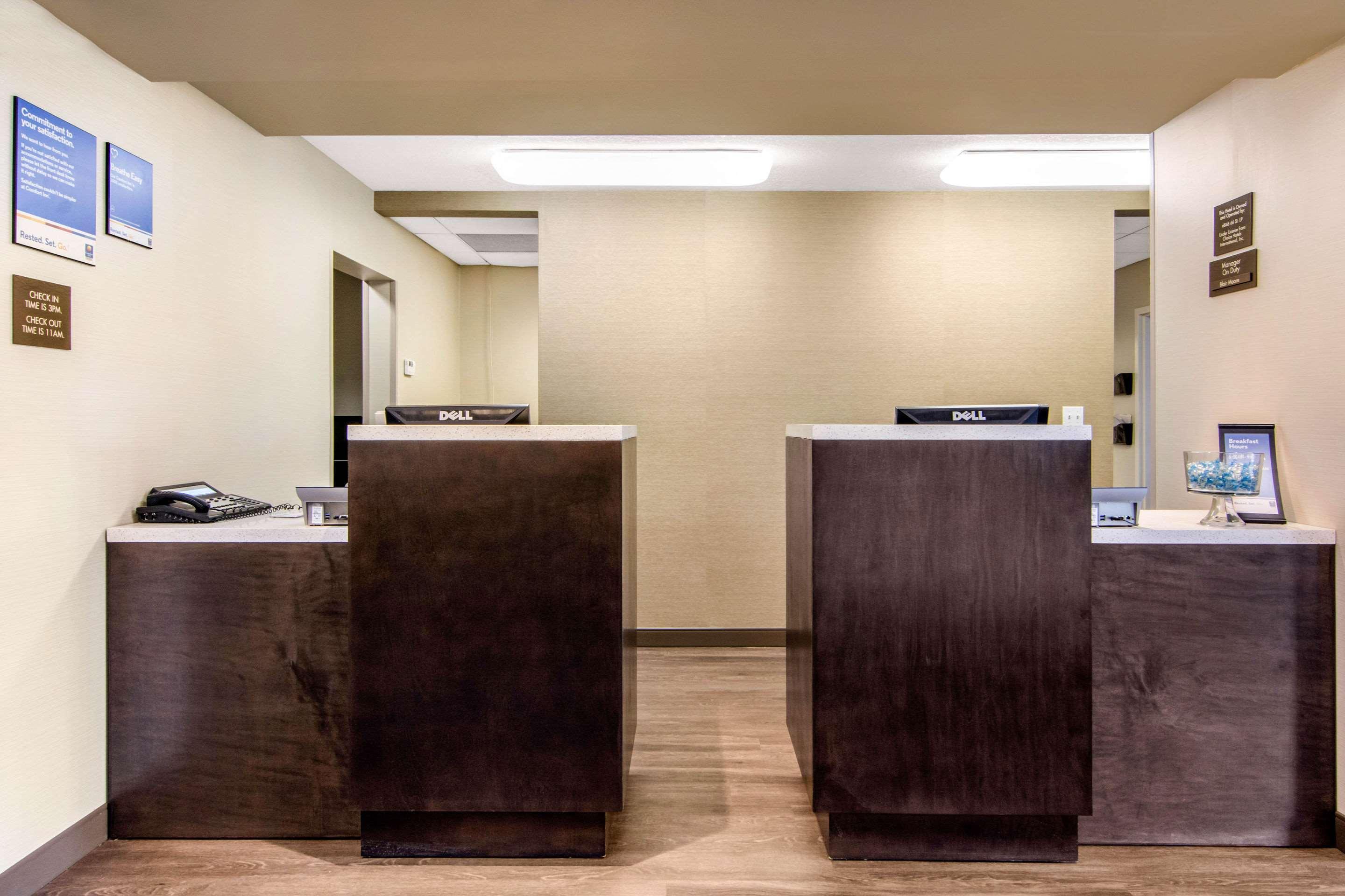 Comfort Inn & Suites Red Deer Zewnętrze zdjęcie