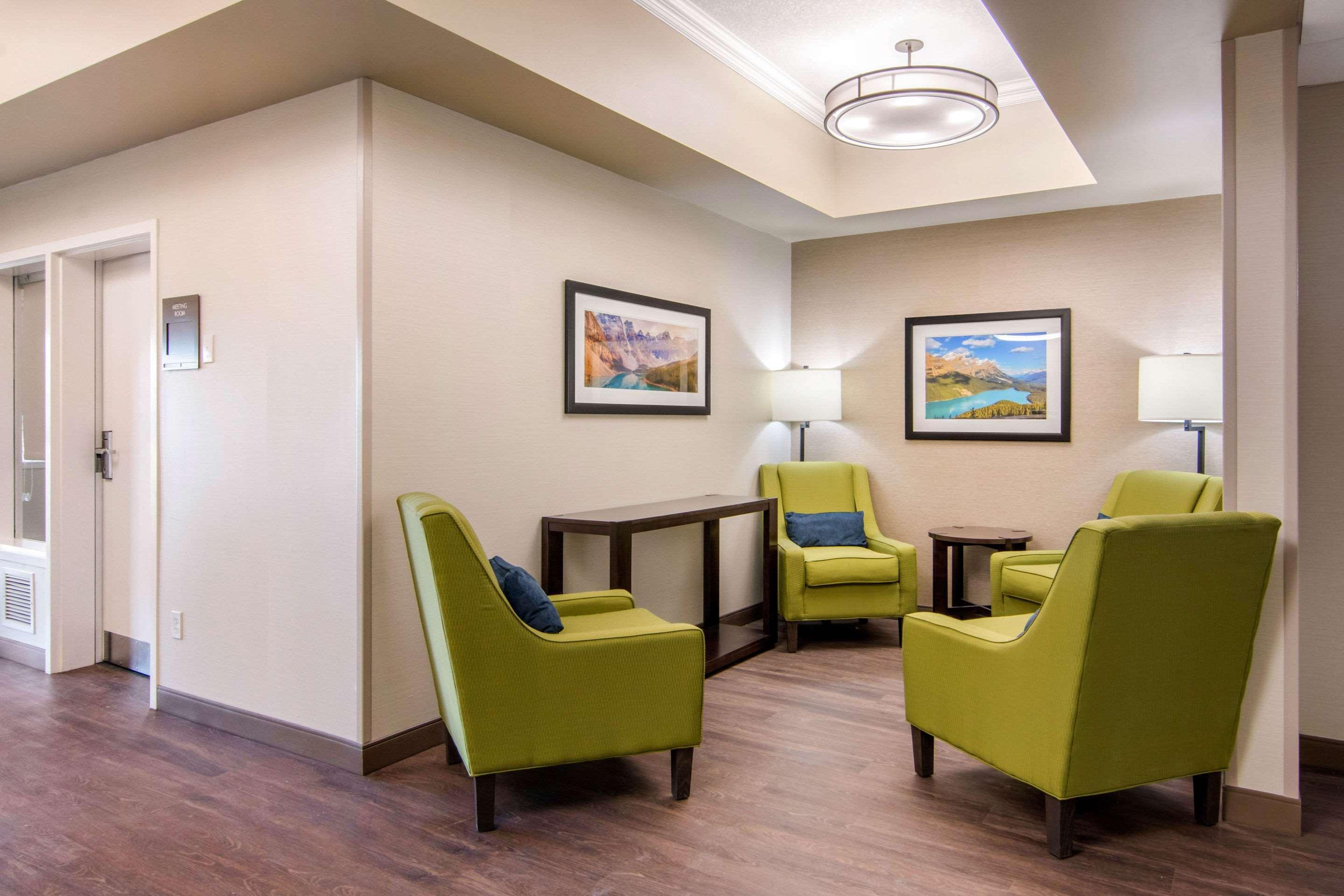 Comfort Inn & Suites Red Deer Zewnętrze zdjęcie