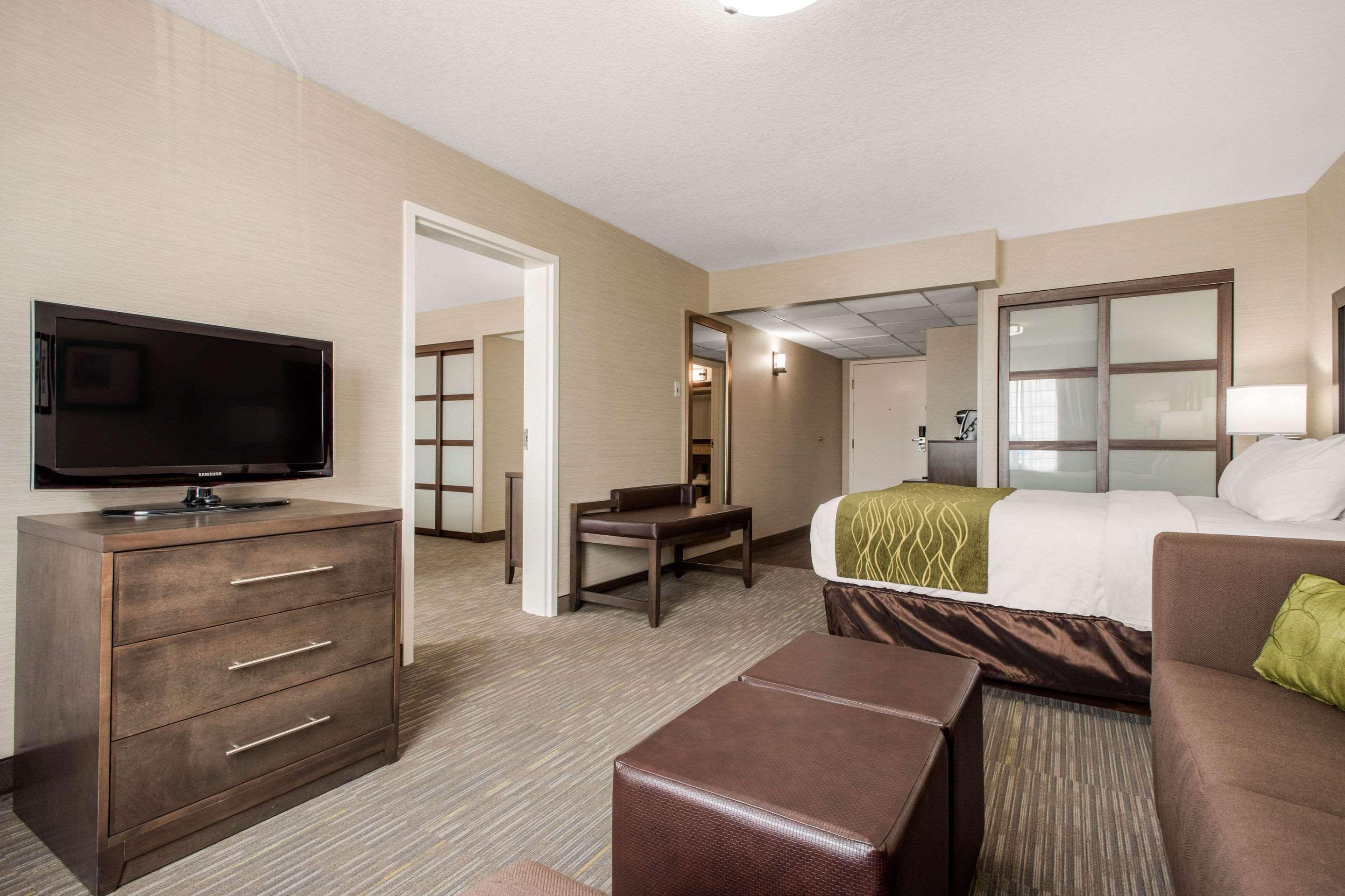 Comfort Inn & Suites Red Deer Zewnętrze zdjęcie