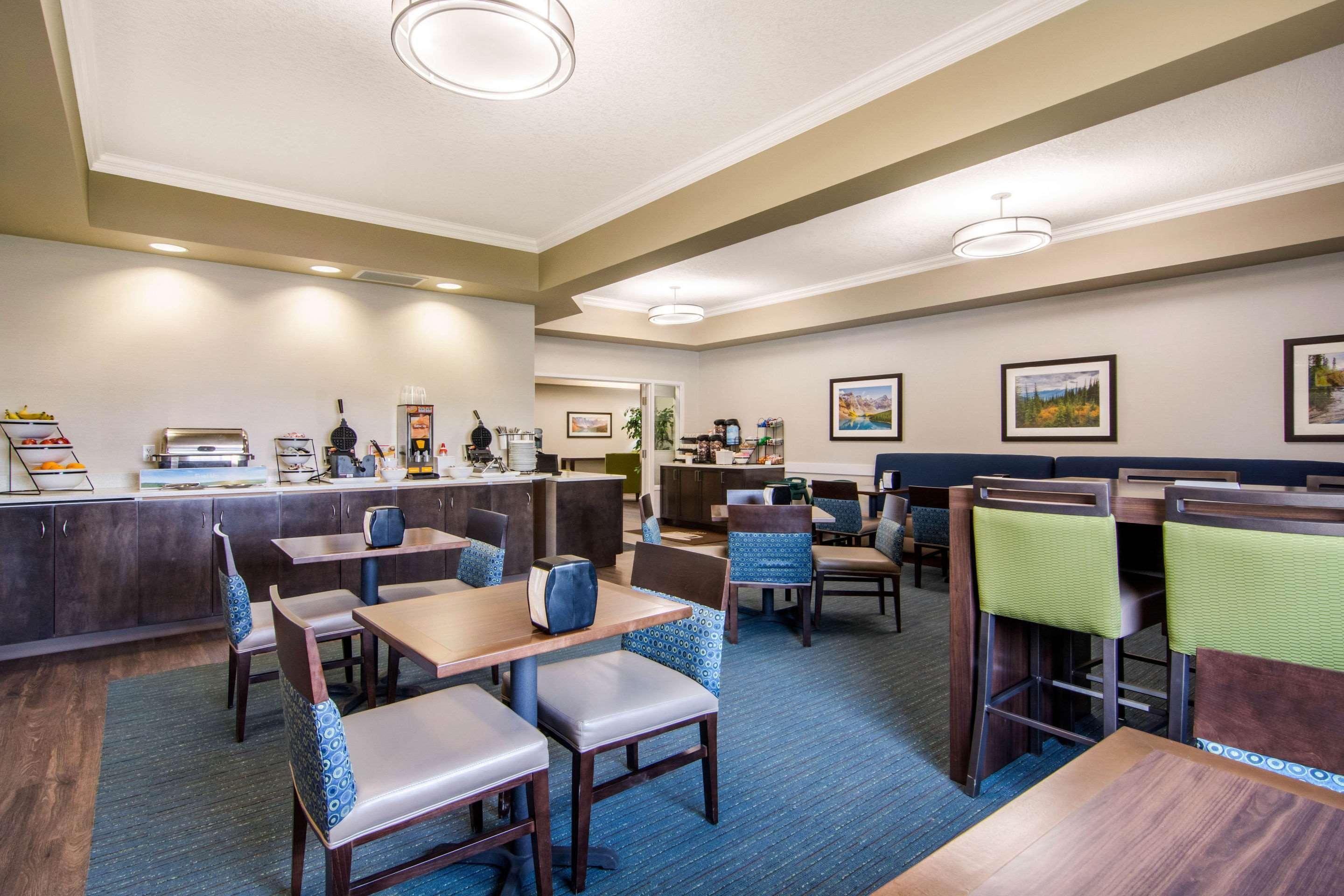 Comfort Inn & Suites Red Deer Zewnętrze zdjęcie